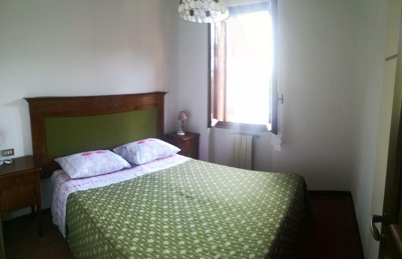 Holiday House Camillina Salò Esterno foto